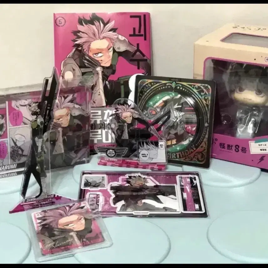 [BUNJANG] Kaiju No. 8 Narumi Akashi Acrylic Stand &amp; Lookup Figure Bundle Set / 괴수8호 나루미 룩업 굿즈 일괄 판매(어린이날 할인)