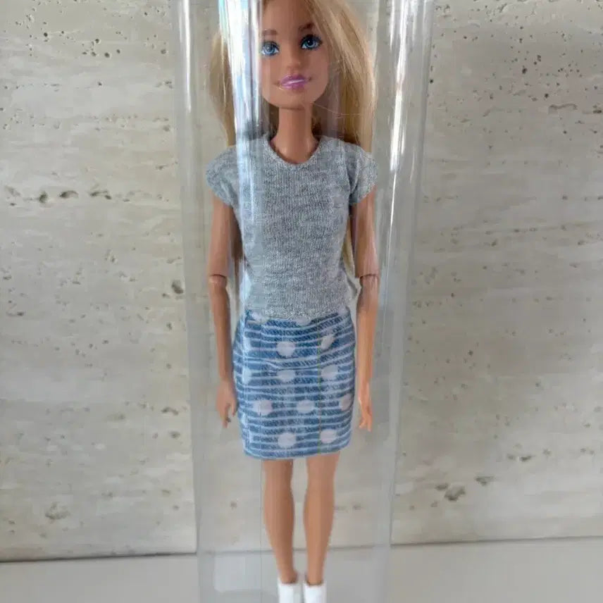 [BUNJANG] Barbie Doll Blonde Wavy Hair Blue Skirt / 바비인형 금발 웨이브 헤어 블루 스커트