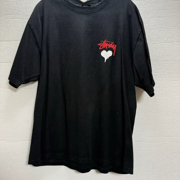 [SOLD OUT] 스투시 하트 로고 반팔 티셔츠 블랙