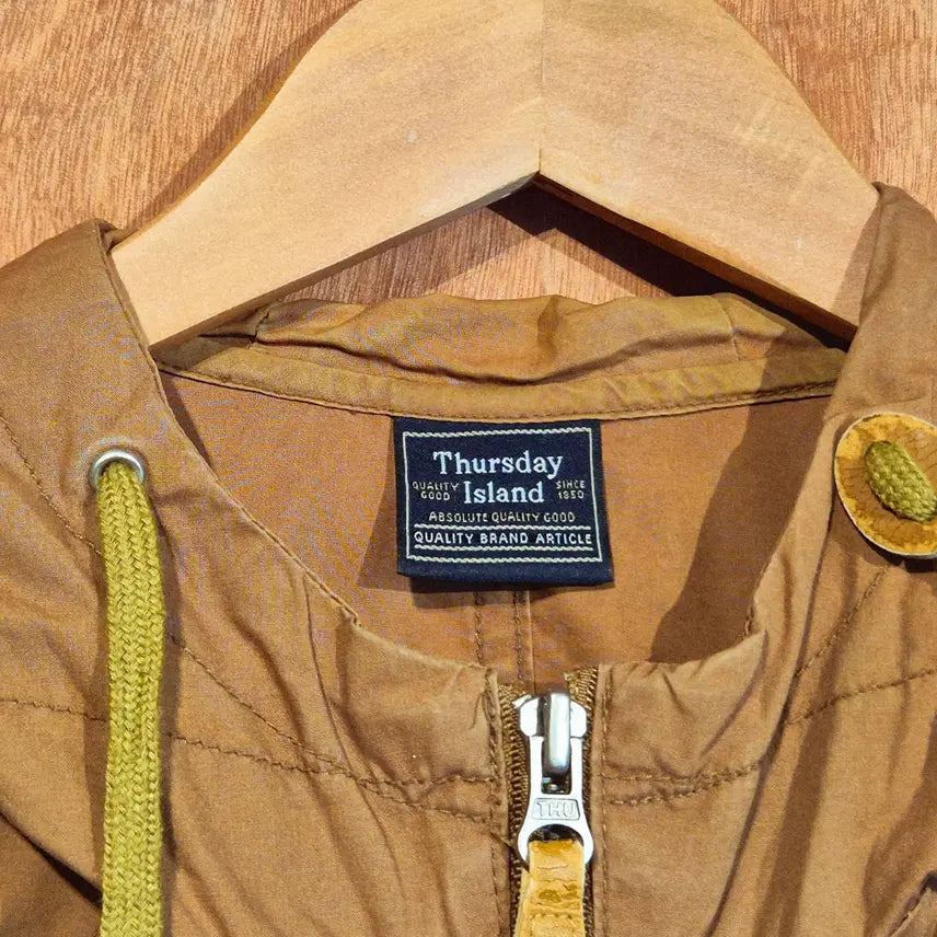 [BUNJANG] Thursday Island Safari Short Sleeve Jacket / 써스데이아일랜드 사파리 반팔 자켓 100 (번683