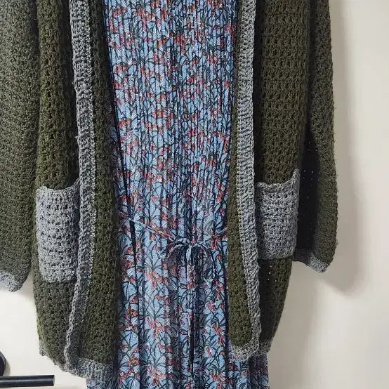 [BUNJANG] Handmade Knit Cardigan + Flower Long Dress Set / 니트 가디건 (핸드메이드) + 플라워 롱 원피스 세트  55-77