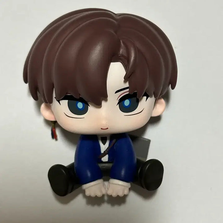 [BUNJANG] Fantasy Station Choi Yoewon Seated Figure / 괴담출근 괴출 팝업 모두앉아 최요원 피규어 판매