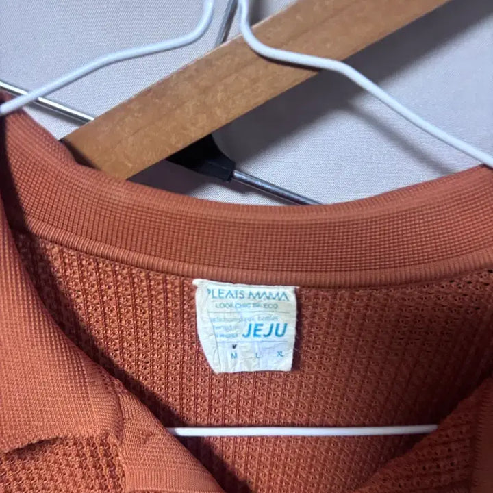 [BUNJANG] Pleatsmama Knit Collar T-Shirt M / 플리츠마마 니트 카라 티셔츠 m