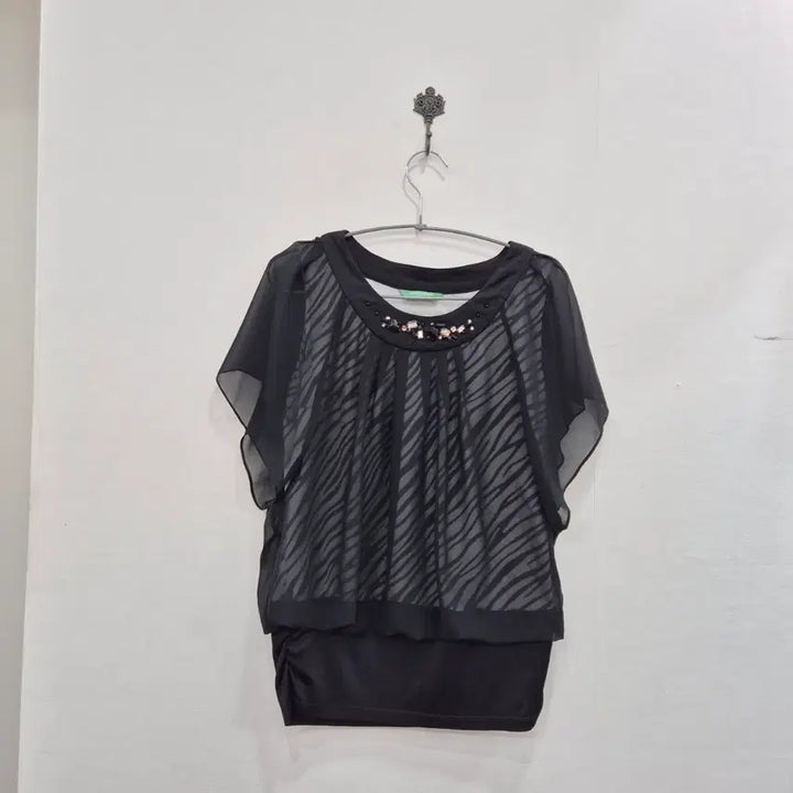 [BUNJANG] Crocodile Black Chiffon Double Layer Blouse / 크로커다일 블랙 쉬폰 이중 블라우스