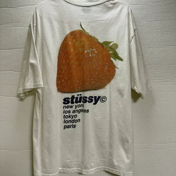 [SOLD OUT] 스투시 딸기 반팔 티셔츠 화이트