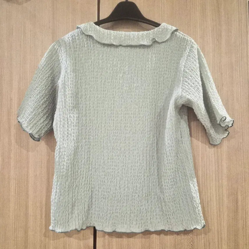 [BUNJANG] Frill Blouse / 반팔 프릴 블라우스