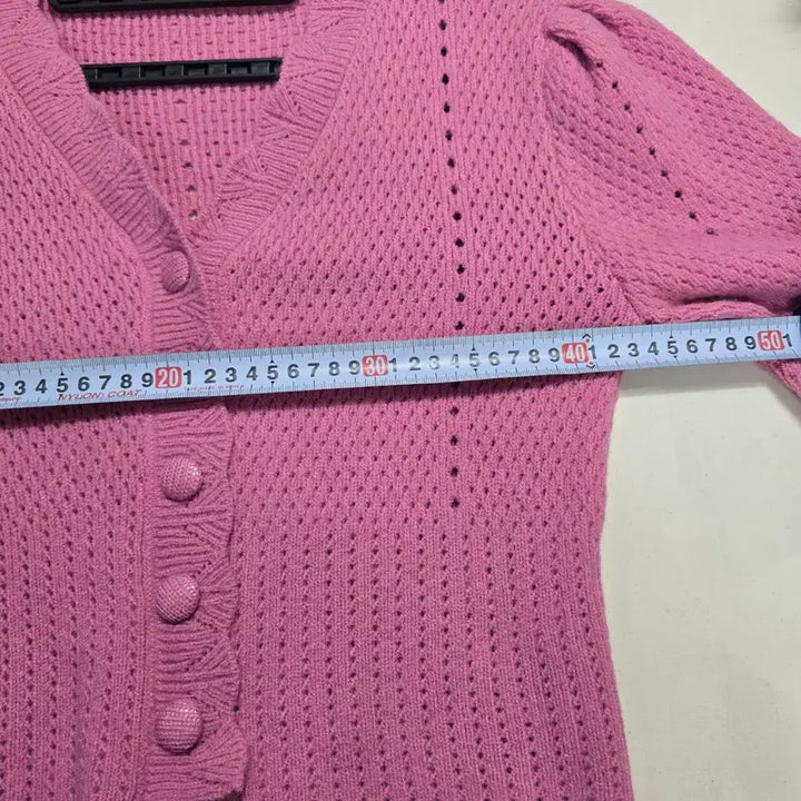 [BUNJANG] 1773 Pink Knit Cardigan with Punching Design / 1773 핑크 니트 가디건 펀칭 디자인