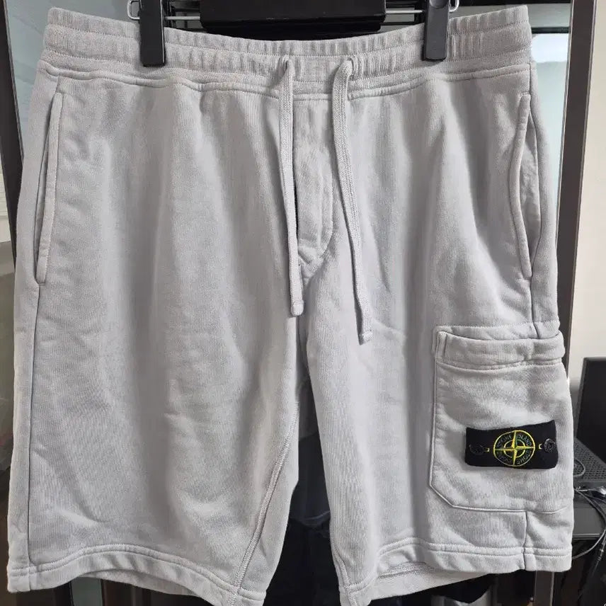 [SOLD OUT] 스톤아일랜드 버뮤다 쇼츠 팬츠 XL