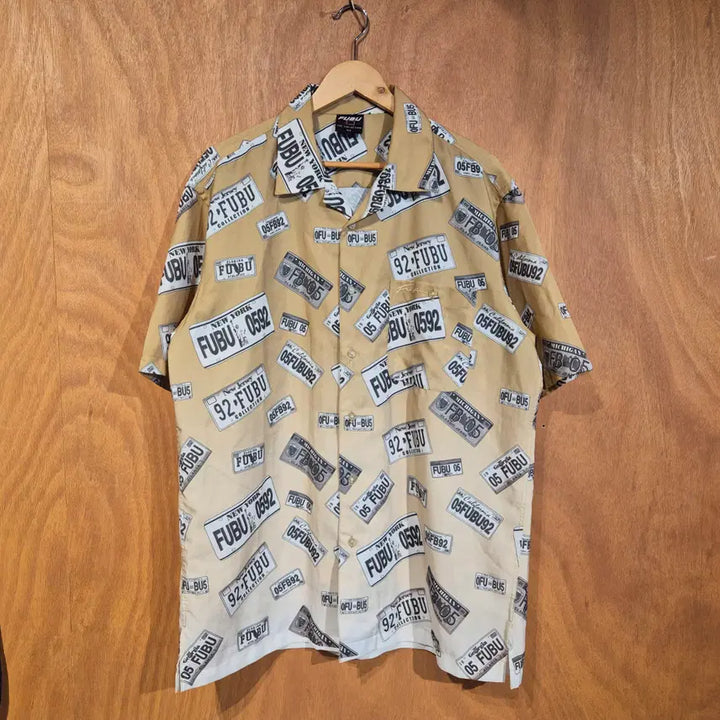 [BUNJANG] FUBU Hawaiian Short Sleeve Shirt / FUBU 후부 하와이안 반팔 셔츠 100 (번684