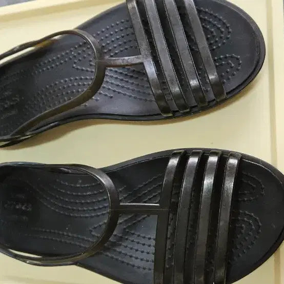 [BUNJANG] Crocs Sandals Black Women&