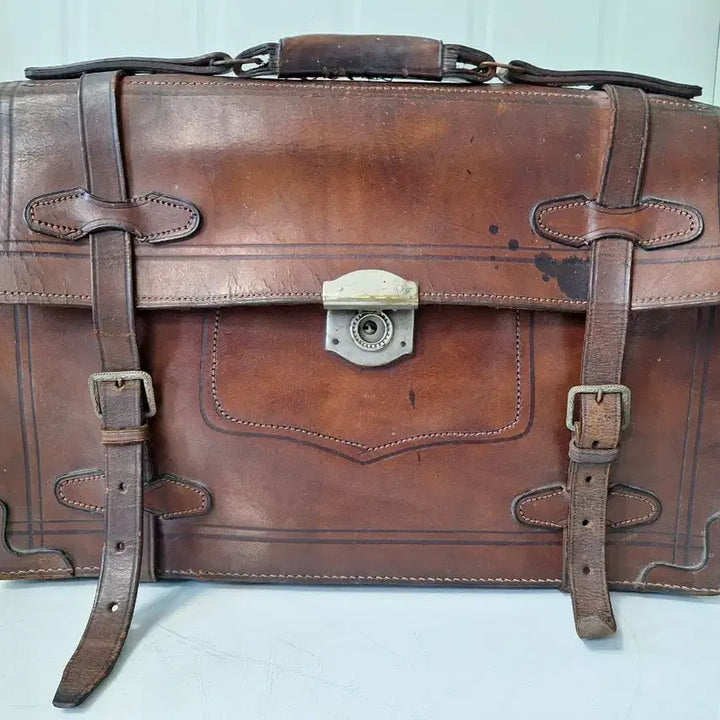 [BUNJANG] Vintage Leather Briefcase Document Bag / 근대사 수집 자료 옛날 민속품 가죽 서류 가방