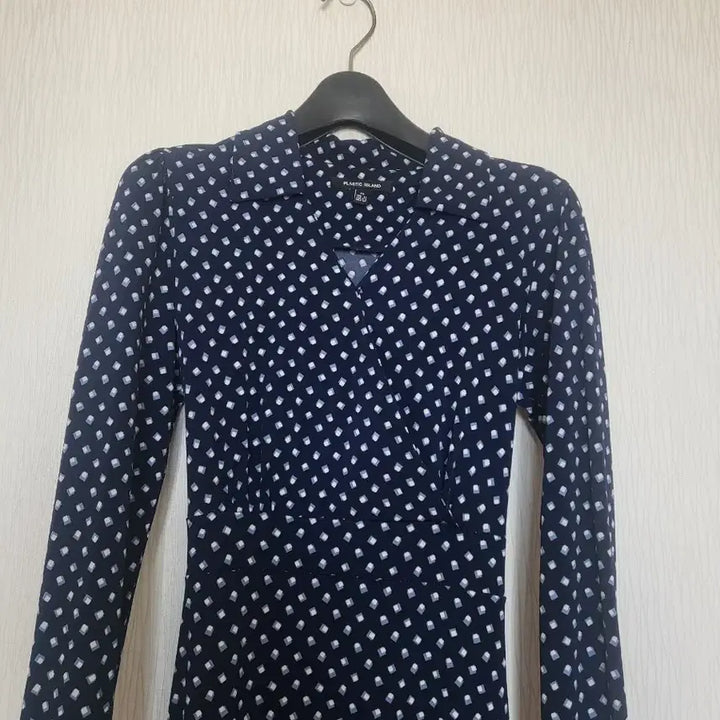 [BUNJANG] Plastic Island Navy Dot Long Dress / (거의새것)플라스틱아일랜드 네이비 도트 롱 원피스
