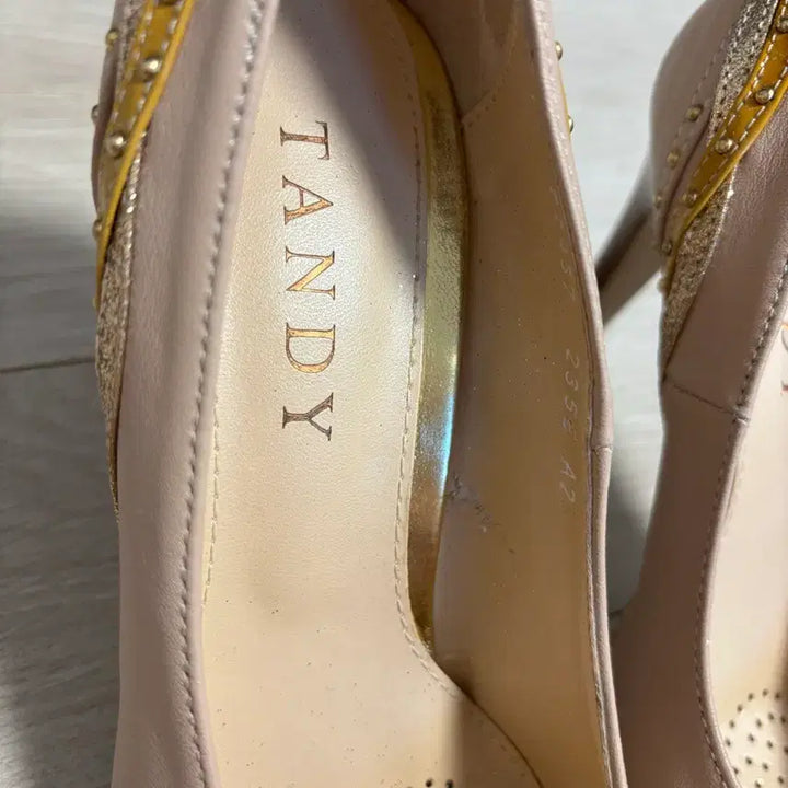 [BUNJANG] Tandy Beige Women&