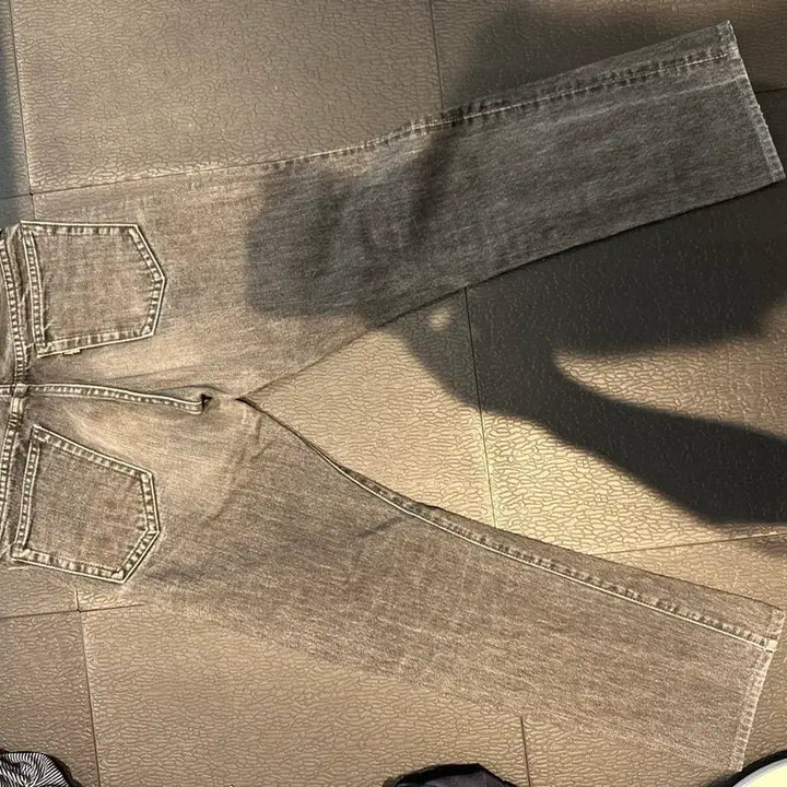 [BUNJANG] Denim Black Jeans / 드님 블랙진