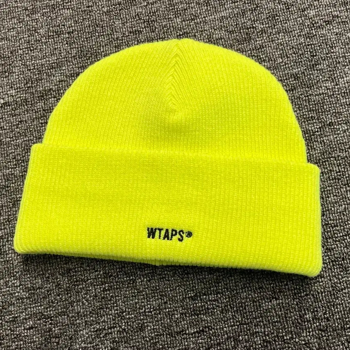 [BUNJANG] WTAPS Fluorescent Beanie / WTAPS 더블탭스 형광 비니