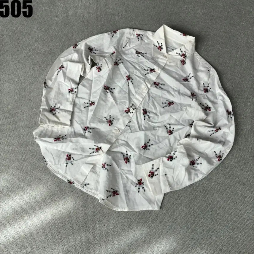 [BUNJANG] Lacoste White Robot Pattern Shirt / 라코스테 화이트 로봇 패턴 셔츠