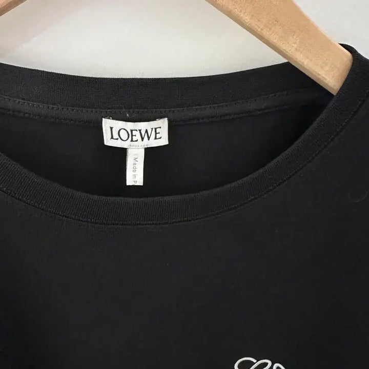 [BUNJANG] Loewe Anagram Embroidered Short Sleeve T-Shirt Black / 로에베 아나그램 자수 반팔 티셔츠( 블랙)