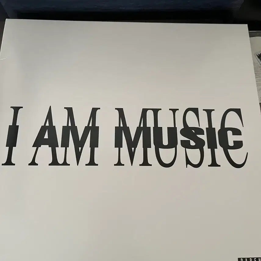 [BUNJANG] IAMMUSIC White Version Album / 플레이보이카티 IAMMUSIC 아이엠뮤직 화이트반