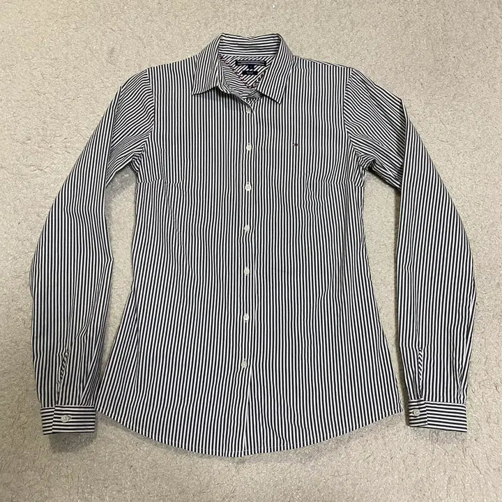 [BUNJANG] Tommy Hilfiger Striped Long Sleeve Shirt Women&