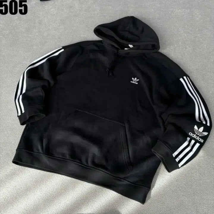 [BUNJANG] Adidas Three Stripes Black Hoodie / 아디다스 삼선 블랙 후드티