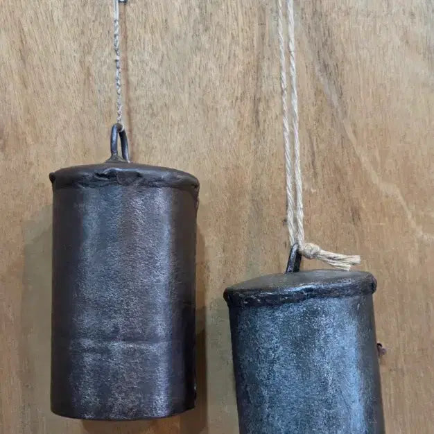 [BUNJANG] Iron Goat Bell Set (2 pcs) / 민속품 / 무쇠 염소방울 2점