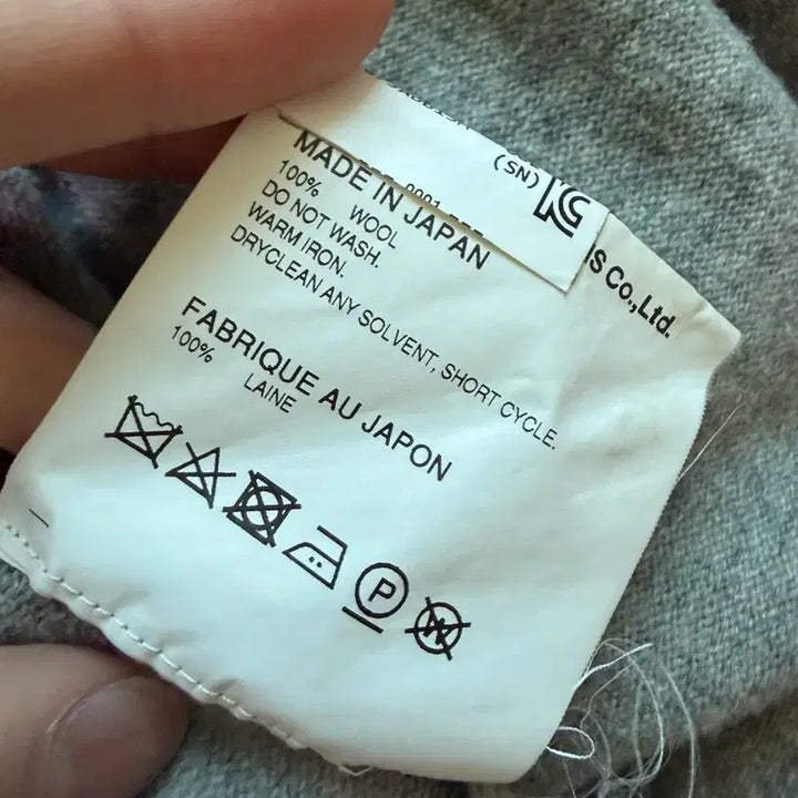 [BUNJANG] Comme des Garçons PLAY Black Emblem Grey Cardigan (Size M) / 꼼데가르송 플레이 블랙와펜 그레이 가디건