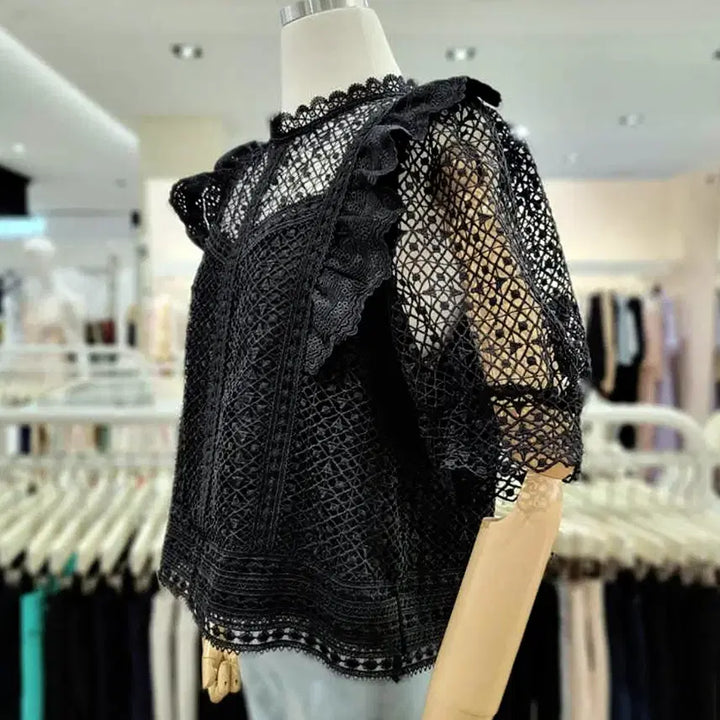 [BUNJANG] JIGOTT Ruffle Punching Lace Blouse / JJ지고트(JIGOTT) 러플 펀칭 레이스블라우스 55-66