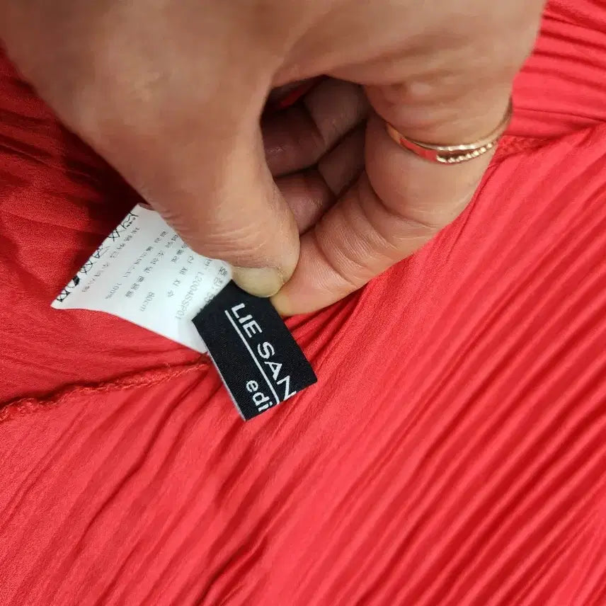 [BUNJANG] Lee Sang Bong Pleated Long Cardigan / 이상봅플리츠롱가디건