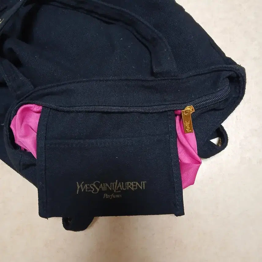 [BUNJANG] Saint Laurent Black Eco Bag with Gold Logo / 생로랑 에코백