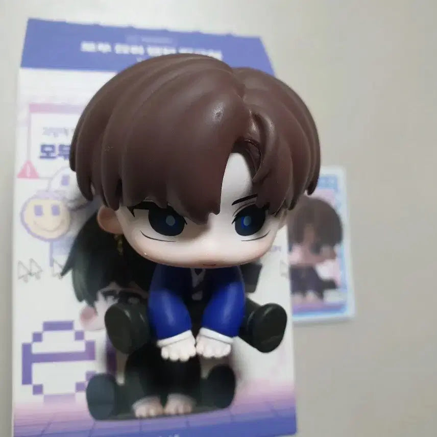 [SOLD OUT] 괴담출근 최요원 모두 앉아 피규어