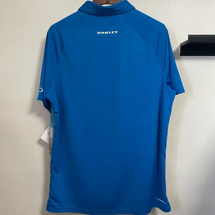 [BUNJANG] Oakley Striped Short-Sleeve Polo T-shirt (L) / 오클리 스트라이프 반팔 폴로티셔츠 L
