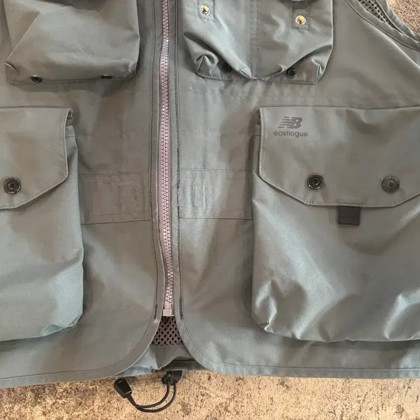 [BUNJANG] Eastlogue x New Balance Utility Vest / 이스트로그x뉴발란스 탄창조끼