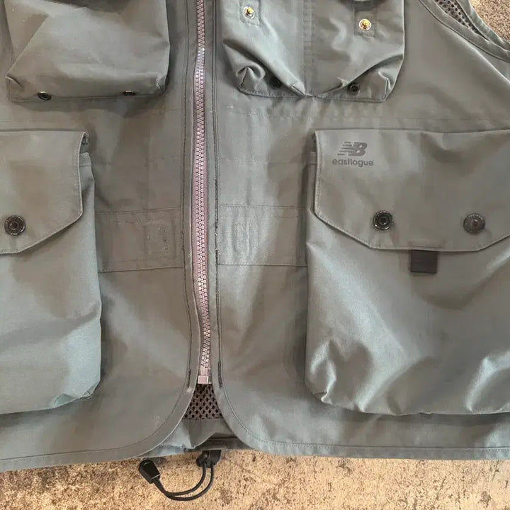 [BUNJANG] Eastlogue x New Balance Utility Vest / 이스트로그x뉴발란스 탄창조끼