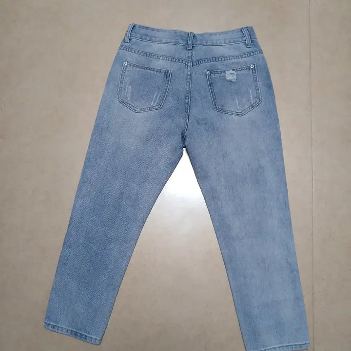 [BUNJANG] Patch Denim Jeans with Floral Embroidery / 패치 데님 청바지 꽃 자수