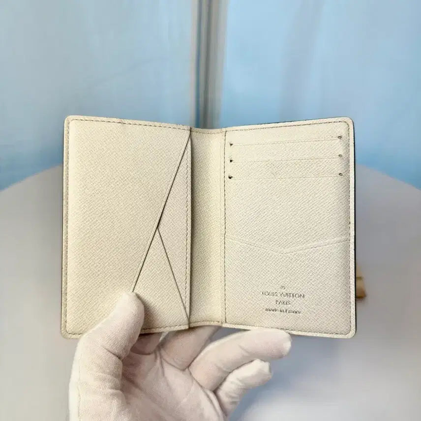 [BUNJANG] Louis Vuitton Taigarama Optic White Pocket Organizer / 루이비통 포켓 오거나이저 타이가라마 옵틱 화이트