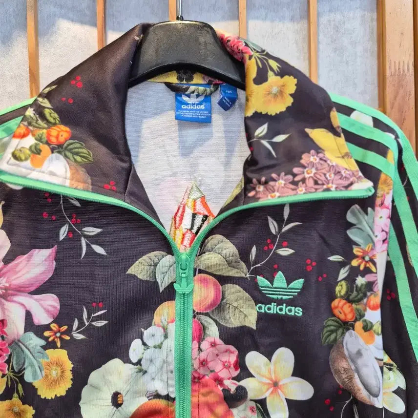 [BUNJANG] Adidas Flower Print Track Top Green 55 / 아디다스 플라워 프린트 트랙탑 그린 3선 55