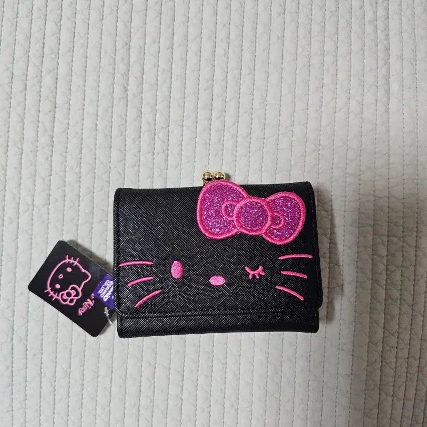 [BUNJANG] Hello Kitty Black Pink Bifold Wallet / 키티 블랙핑크 반지갑