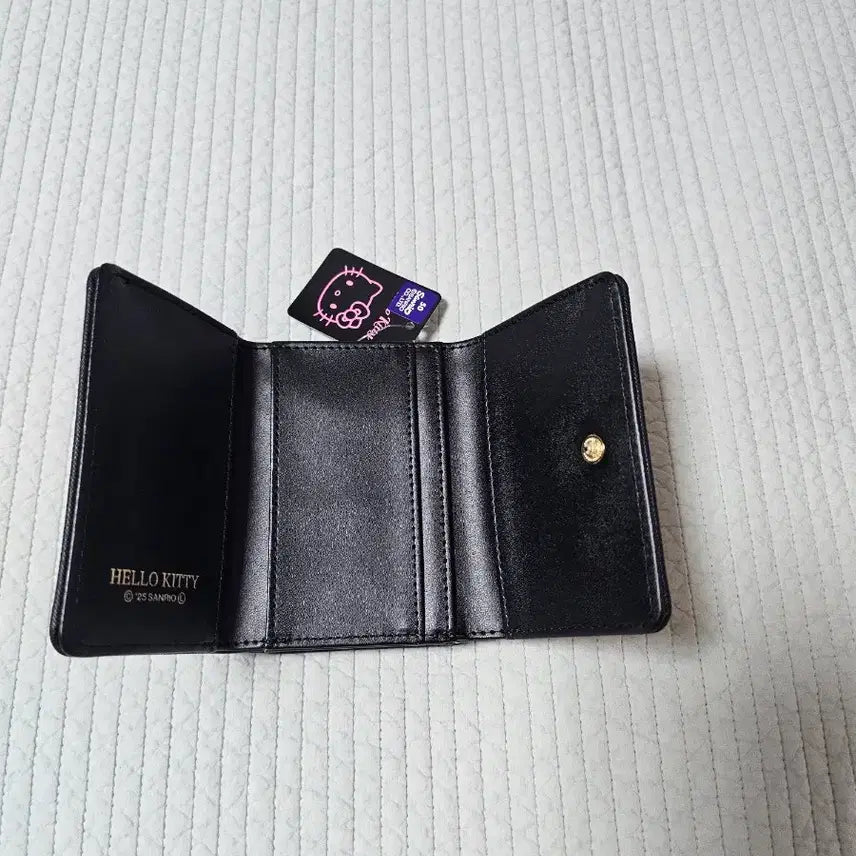 [BUNJANG] Hello Kitty Black Pink Bifold Wallet / 키티 블랙핑크 반지갑