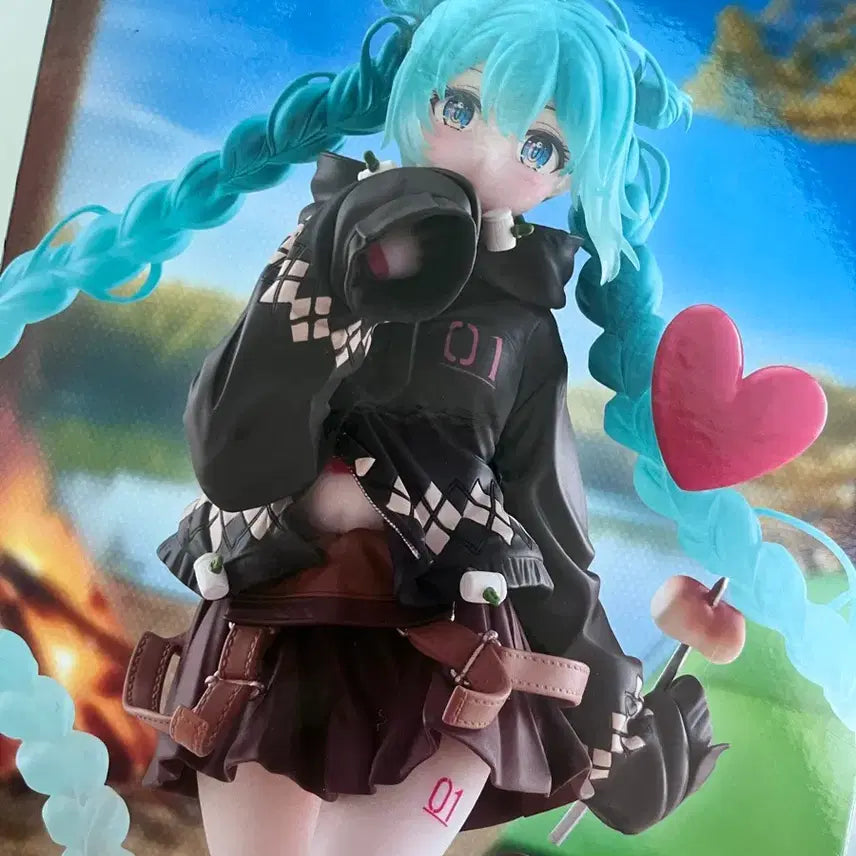 [BUNJANG] Hatsune Miku Outdoor Fashion Figure / 하츠네 미쿠 패션 피규어 아웃도어