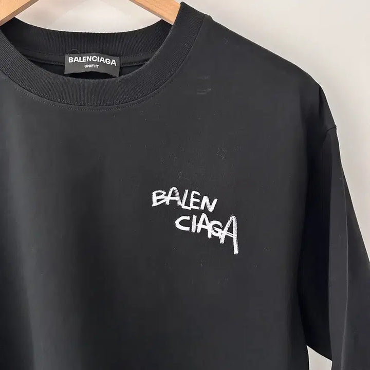 [BUNJANG] Balenciaga Black Logo Short Sleeve T-Shirt / 발렌시아가 블랙 로고 반팔 티셔츠(2022년)