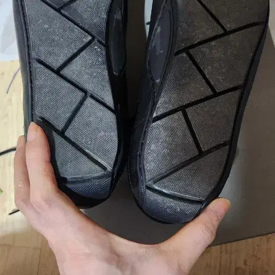 [BUNJANG] Romantic Move Bowler Sneakers / 로맨틱무브 보울러 스니커즈