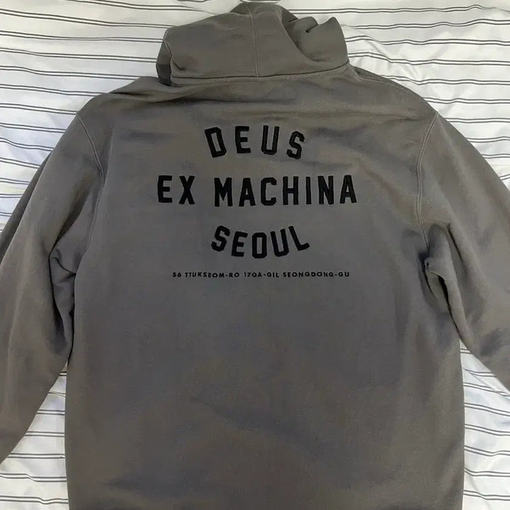[BUNJANG] Deus Ex Machina Charcoal Hoodie Zip-up XL / 데우스 엑스 마키나 차콜 후드 집업 2XL
