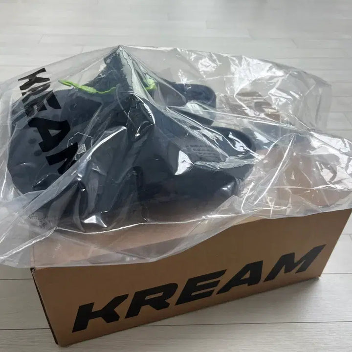 [SOLD OUT] 크록스 바야 클로그 블랙 265