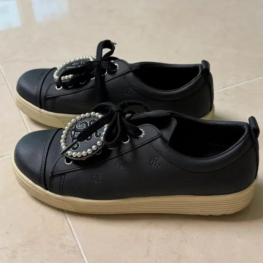 [BUNJANG] Fair Liar Black Sneakers / Fair Liar 블랙 스니커즈