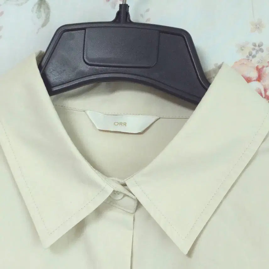 [BUNJANG] ORR Balloon Sleeve Blouse Beige / ORR 오르 벌룬소매 블라우스