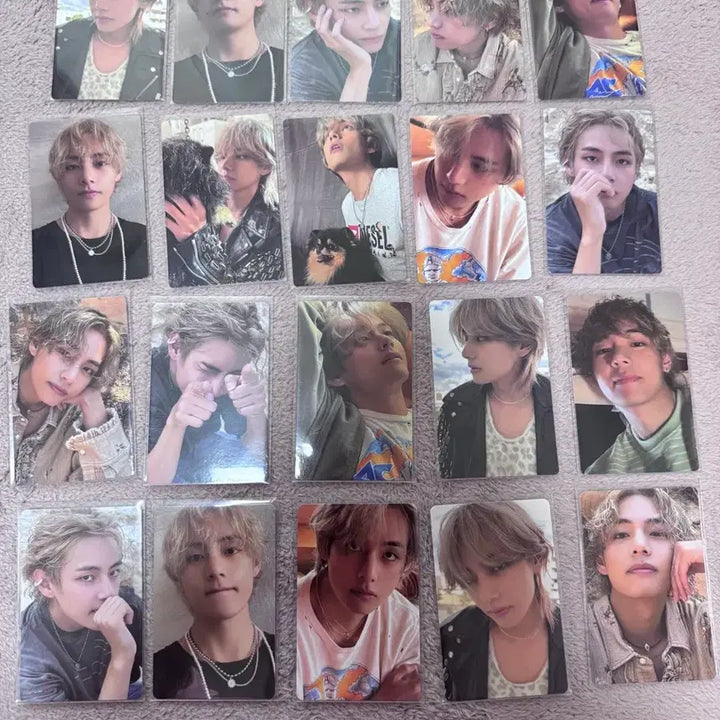 [BUNJANG] BTS V Layover Photocard and Binder Set / 방탄소년단 뷔 Layover 포카, 바인더
