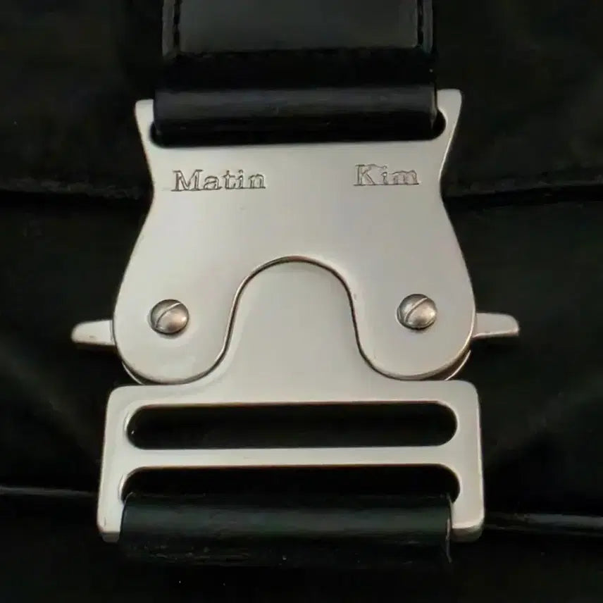 [BUNJANG] Matin Kim Buckle Bag Black / 마뗑킴 버클백 블랙