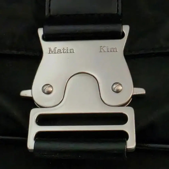 [BUNJANG] Matin Kim Buckle Bag Black / 마뗑킴 버클백 블랙