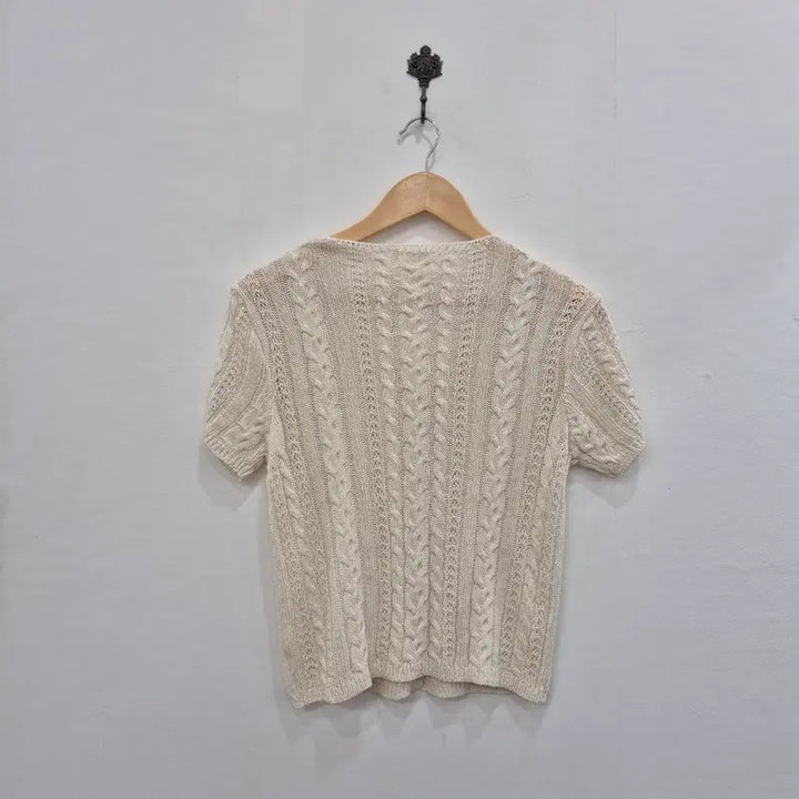 [BUNJANG] Short-Sleeve Cable Knit Cardigan / 반팔 꽈배기 니트 가디건