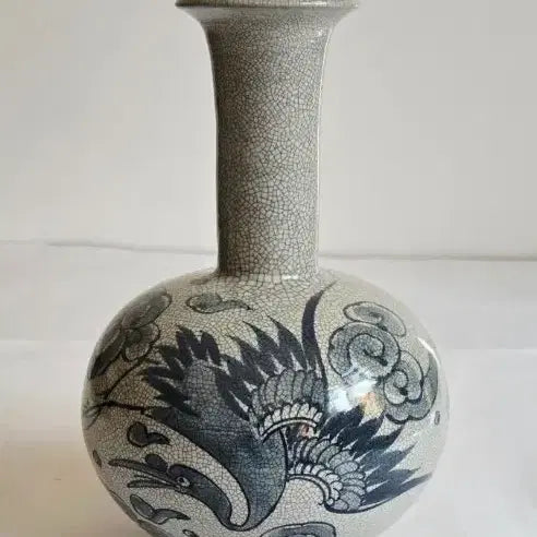 [BUNJANG] Joseon Dynasty White Porcelain Vase with Cloud and Crane Motif / 백자 운학문 도자기  주병  입니다